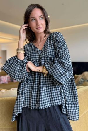 Nonni Gingham Artist Smock Black